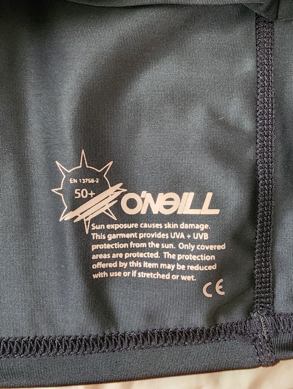 O'Neill Black Rash Guard Top - Picture 3 of 4